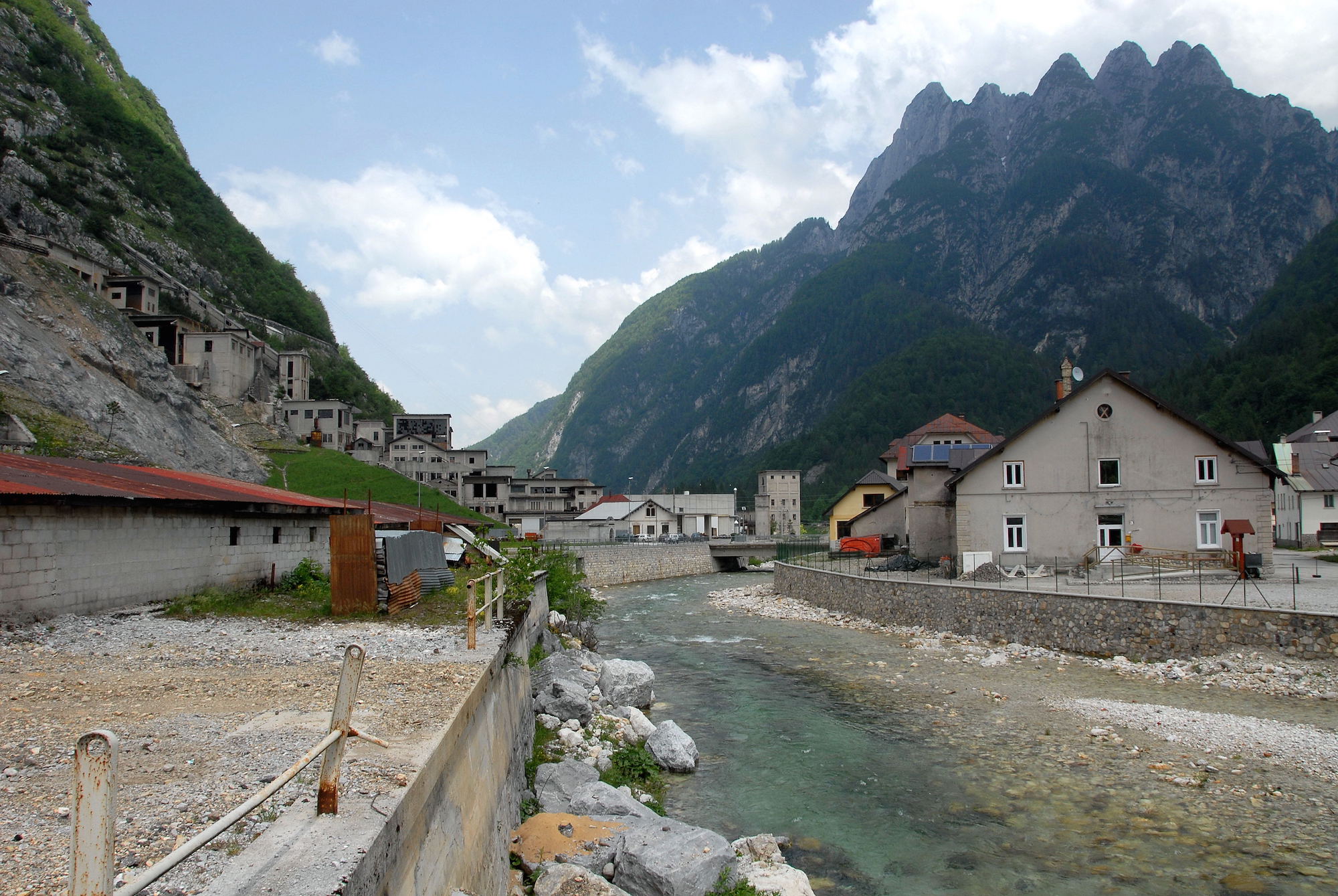 Raibl_Bergbauort_Seebach_Fuenfspitz_30052008_01