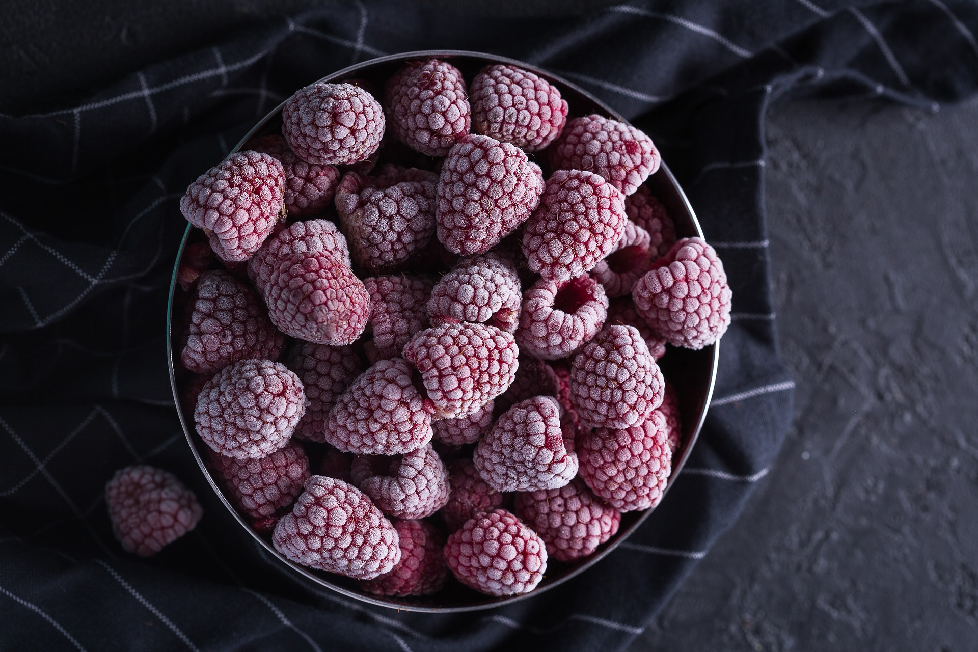 raspberry-1953000_1920